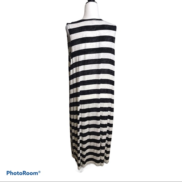 ⛄️CLEARANCE⛄️ 🌟2x HOST PICK🌟 Lularoe duster vest - Picture 3 of 14